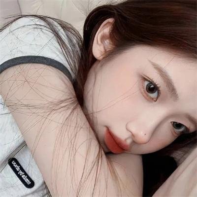 黑夜里的眼睛